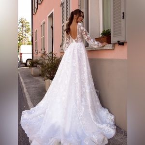 Long Sleeve Wedding Dress size 10